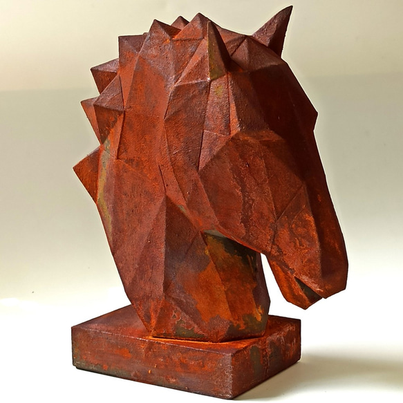 （頭角崢嶸-馬頭）-擺飾,Bookend, lowpoly, geometric, 鐵銹效果,攝影道具,書檔,藝術品 第9張的照片