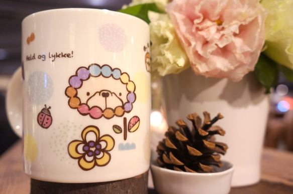 フレンチブルドッグのコーヒーカップ - 北欧の花 2枚目の画像