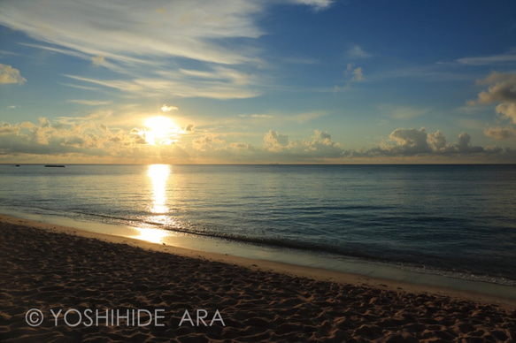 【額装写真】ニシ浜ビーチの夕陽 1枚目の画像
