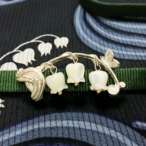 帯留め 鈴蘭 (silver × whiteshell) 帯留め 和兎庵(watoan) 通販
