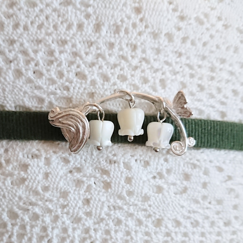 帯留め〈菊〉ペリウィンクル✕オフWhite それ 