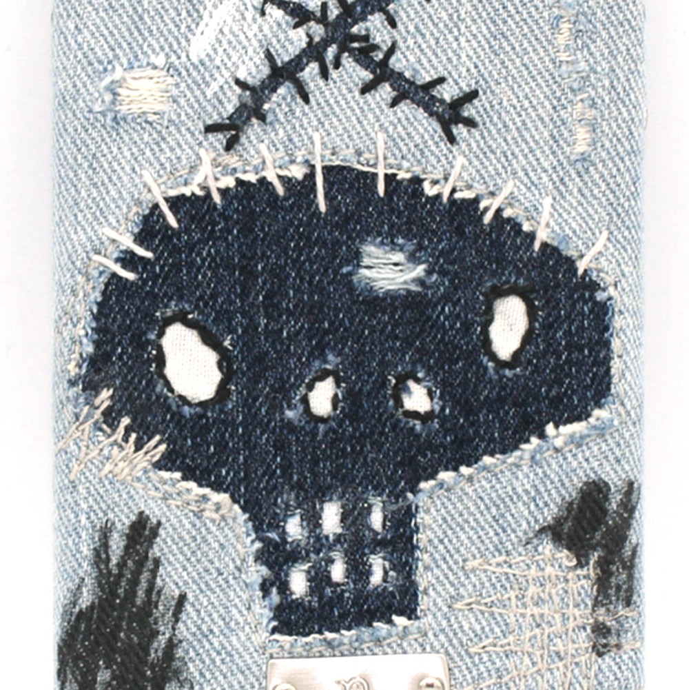 スカルのペイントデニムスマホケース_α-skull - iPhone17, 16Pro,15,14,Experiaほか