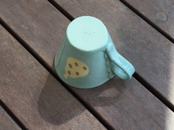 洋ナシのマグカップ 水色 3枚目の画像