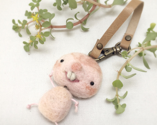 ゆ*き様 羊毛フェルトのハダカデバネズミ 1_db2ef0b8215b7f1c511c44aa0935
