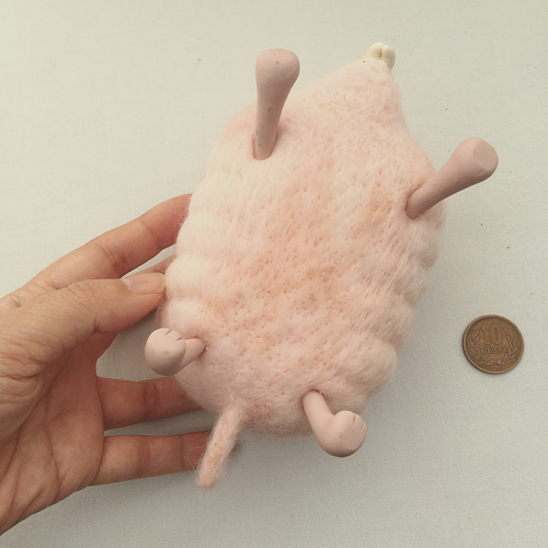 羊毛フェルト ハダカデバネズミ女王 羊毛フェルト ちくpupu. 通販