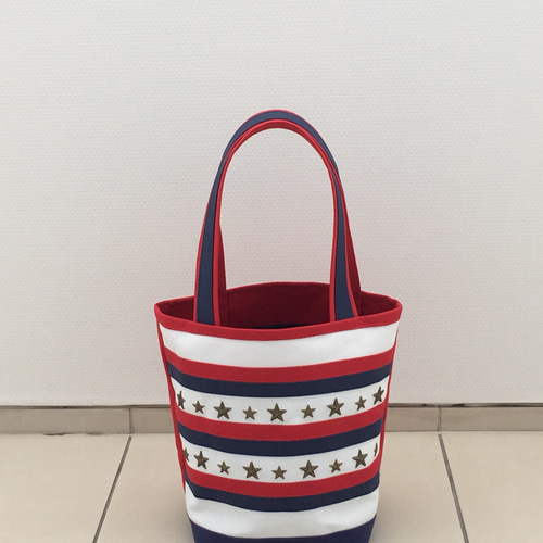 れ*ゃ様 ハンドメイド•トートバッグ•手提げバッグ•赤•ドット柄