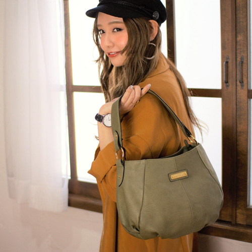 ワンランク上のお洒落コーデに！ワンマイルバッグ(カーキ)※送料無料  