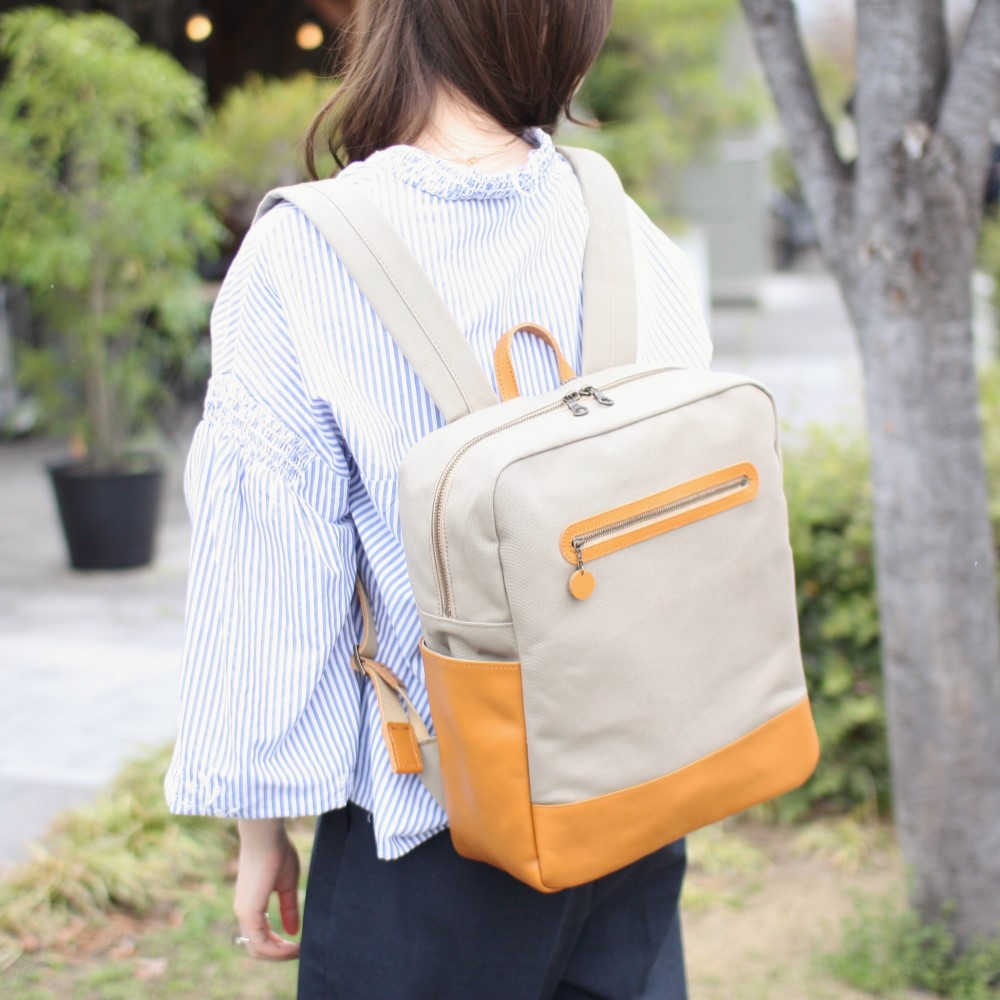 日本製 豊岡工房 牛革 リュック バックパック キャラメル色 豊岡