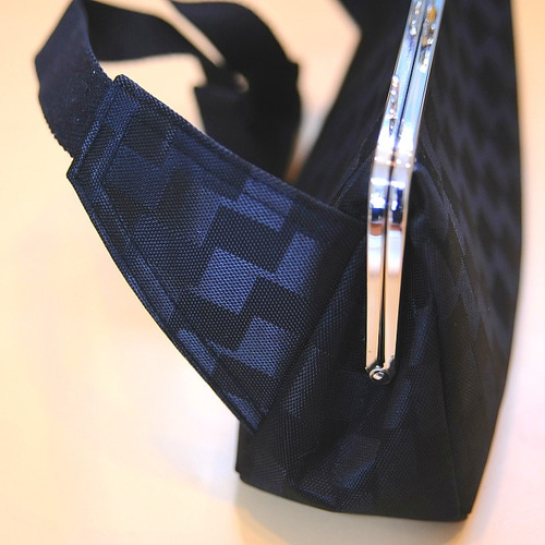 がま口ボディ＆ウエストバッグ｜軽やかナイロン＊ブラック＊ユニ