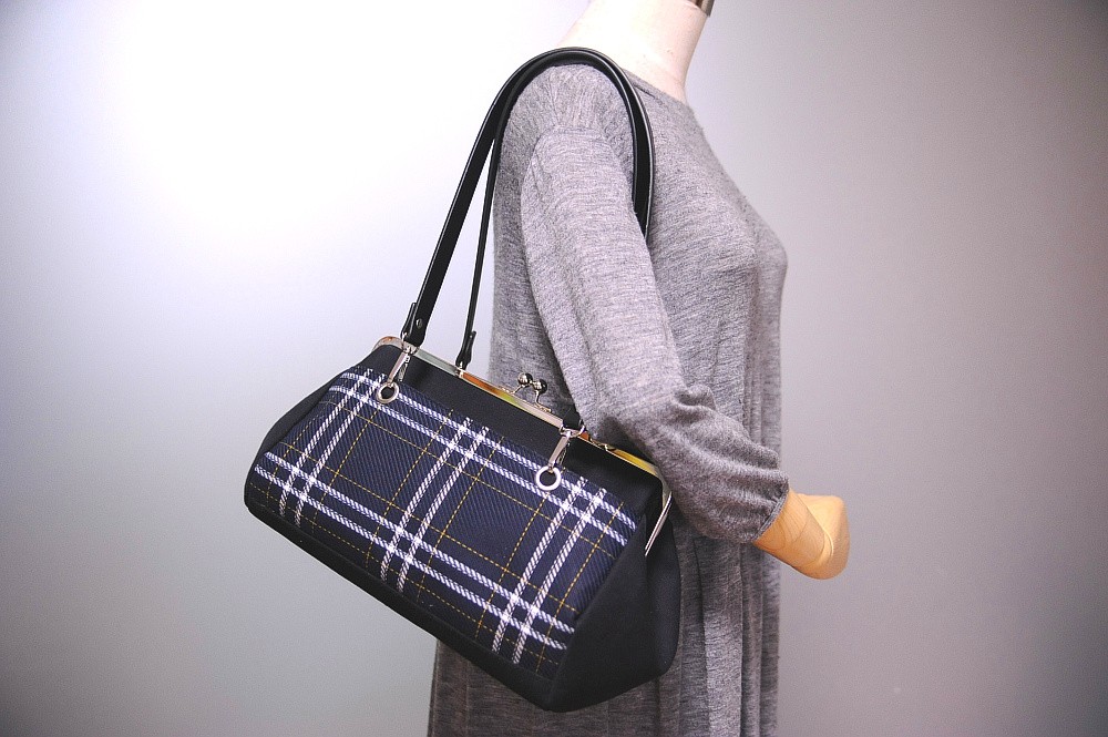 新品❤️ARCHIVIO チェック柄ボストンバッグ 30cm口金☆国産チェック柄ウール混☆2wayがま口ショルダー