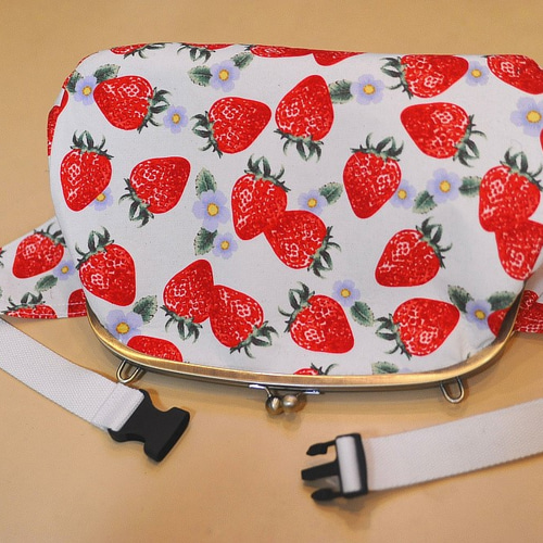 ♥️手編み♥️ハンドメイド♥️がま口バッグ♥️いちごバッグ♥️がま口　ポーチ♥️ 画像一覧｜1枚目】「がま口バッグ」と「がま口ポーチ」作り方16