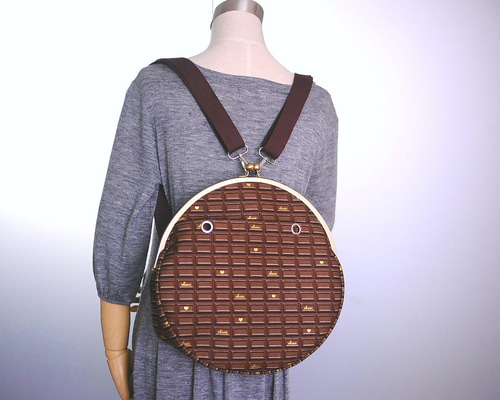 みいよ様 /ポンピア ブラウン/木玉がま口ショルダー本革チョコ仕立て みいよ様 /ポンピア ブラウン/木玉がま口ショルダー本革チョコ仕立て