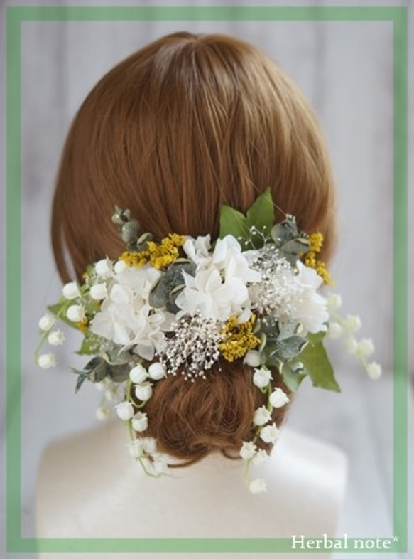 すずらんの髪飾り　プリザーブドフラワー　造花　ホワイト 1枚目の画像