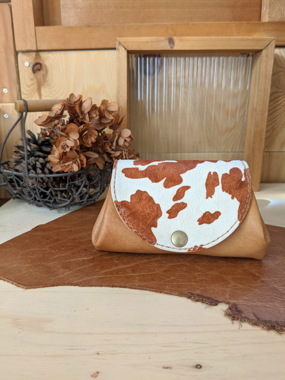 ぐしぐし手縫い＊ナチュラルブラウンレザーとカウ柄ハラコの  