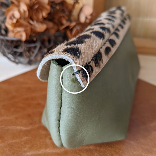 ダルメシアンハラコと馬ヌメカーキのぽてっとポーチ＊ ポーチ ri-natu  