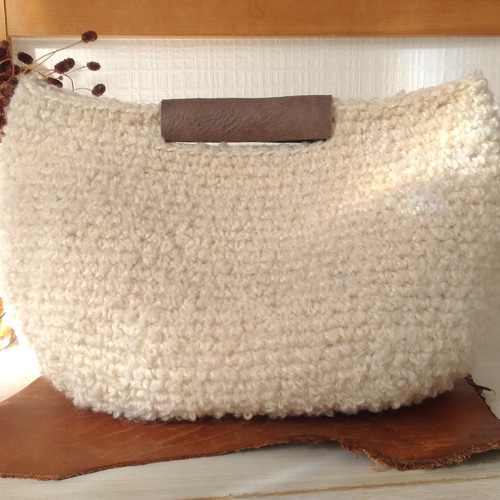 モコモコ羊のぽってりバッグ 持ち手レザー ハンドバッグ ri-natu 通販 