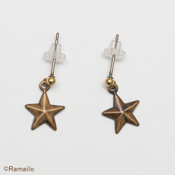 明星黃銅耳環和耳環 第4張的照片