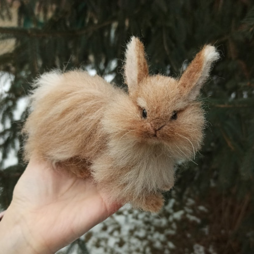 羊毛フェルト うさぎ/ 赤毛 イリトルバニーのミニチュア 羊毛