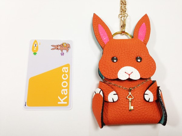 いつも一緒！かわいいレザーパスケース（うさぎ型） 4枚目の画像