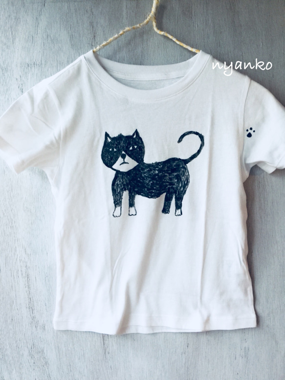 キッズ ねこ ティーシャツTシャツ 1枚目の画像