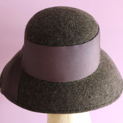 チャコールグレイの広つばフェルト帽 "Cecil Grey セシルグレイ" 5枚目の画像