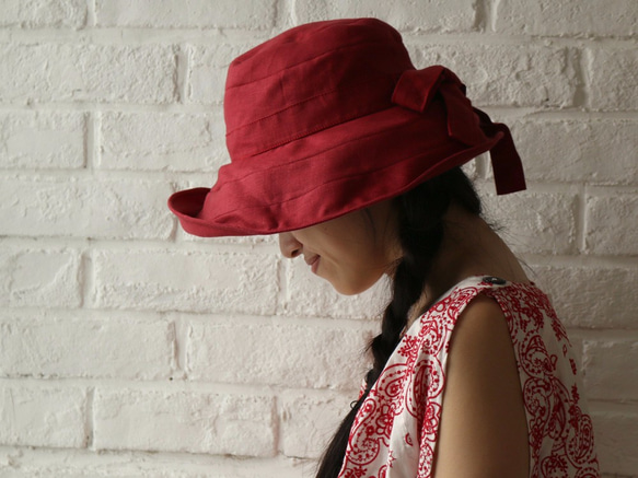 紅色亞麻帽子 第3張的照片