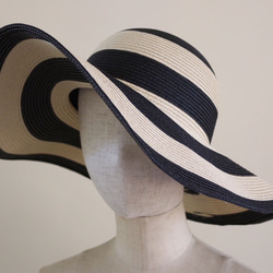 條紋條紋帽子“ Liz” Liz春夏草帽女士 第1張的照片