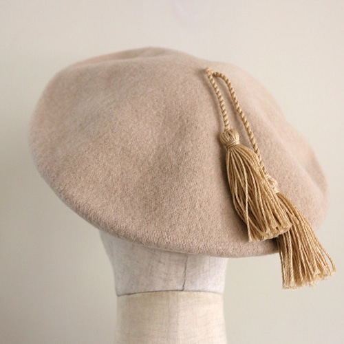 タッセルつきベレー帽 ベージュ ベレー帽・ハンチング グログランの