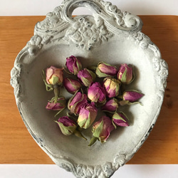 ダマスクローズ・ピンク　蕾　5ｇ　ドライフラワー　花材 1枚目の画像