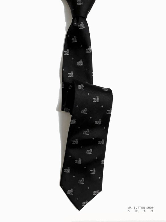 巴特先生-經典相機計款領帶-silk真絲-獨家設計-限量款-neck tie-CAMERA-黑 第3張的照片