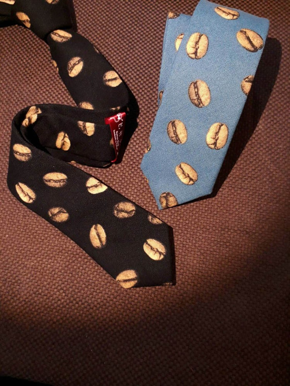 巴特先生-咖啡豆手工領帶-Cofee Beans-棉-Neckties-藍 第3張的照片