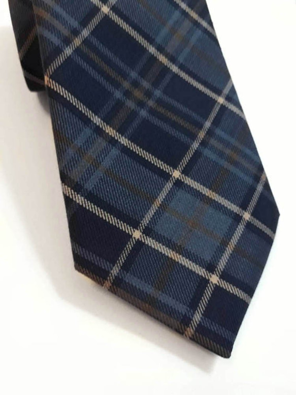 巴特先生-英倫經典格紋-領帶-口袋巾-藍 第3張的照片