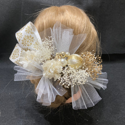 h22　髪飾り　かすみ草　あじさい プリザ 結婚式 成人式　ホワイト　ゴールド 1枚目の画像