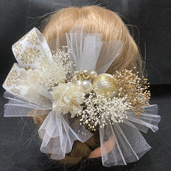 h22　髪飾り　かすみ草　あじさい プリザ 結婚式 成人式　ホワイト　ゴールド 2枚目の画像