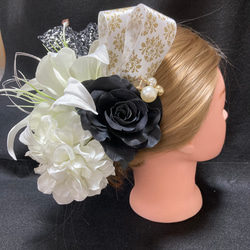 hg68　和装　髪飾り 成人式 着物　振袖　結婚式　色打掛　黒　バラ　ゆり 1枚目の画像