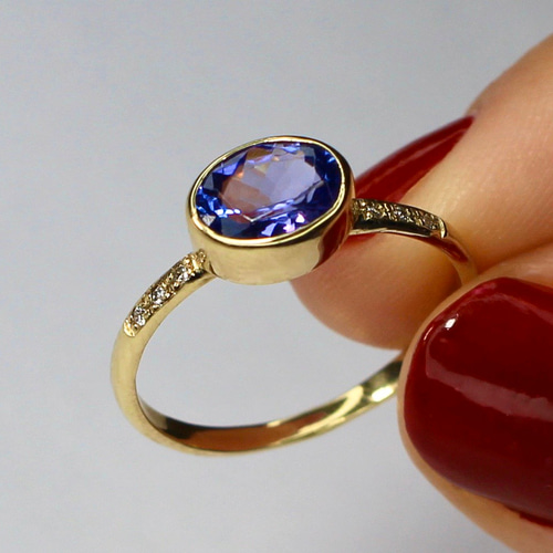 Tanzanite 5×7 + Diamond 6pcs / K10 YG. PG. WG 指輪・リング