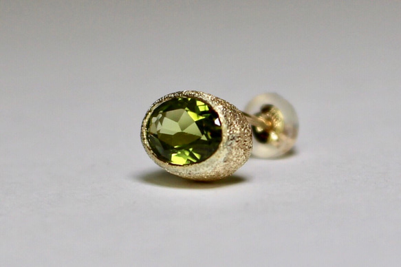 Stardust Pierce Peridot / K10YG 3枚目の画像