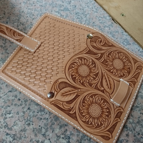 ひまわりのシステム手帳 花カービング 手帳 王様とゆかいな仲間達 通販