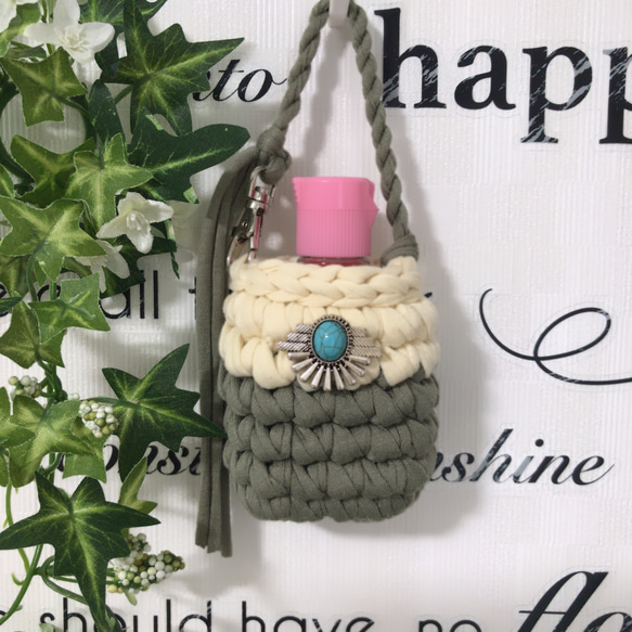 ズパゲッティ☆手ピカジェルホルダー ポーチ yurka._.handmade 通販  