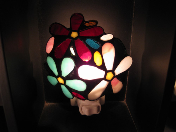 ステンドグラス　花束ランプ 3枚目の画像