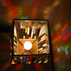 ステンドグラス　虹色ランプ（大） 5枚目の画像