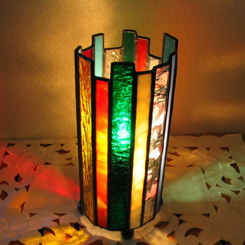 ステンドグラス ナイトスタンド ナイトライト カラフル 見飽きない配色