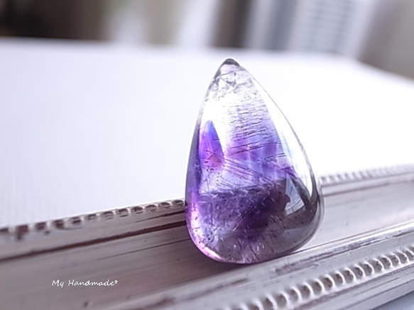 見事な創造力 【ブラジル産 アメジストエレスチャル】約26.9ct ルース