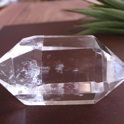 クリスタル水晶　ブラジル産　虹入り　ダブルポイント　134ｇ　天然石 4枚目の画像