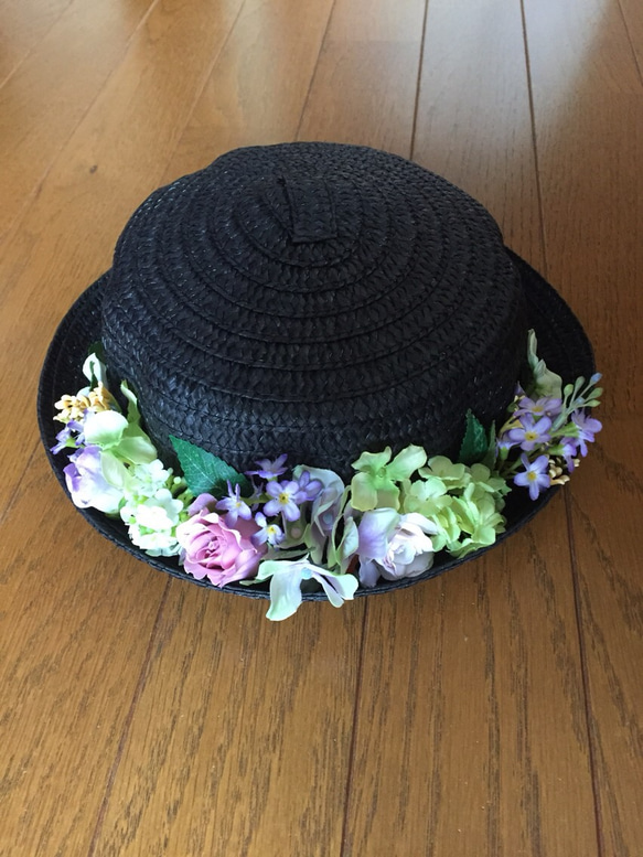 ミニバラと紫陽花の麦わら帽子 5枚目の画像
