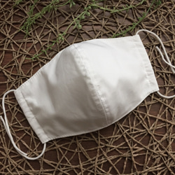 即納‼︎立体マスク Mサイズ 白 国産コットン 綿100% 1枚目の画像