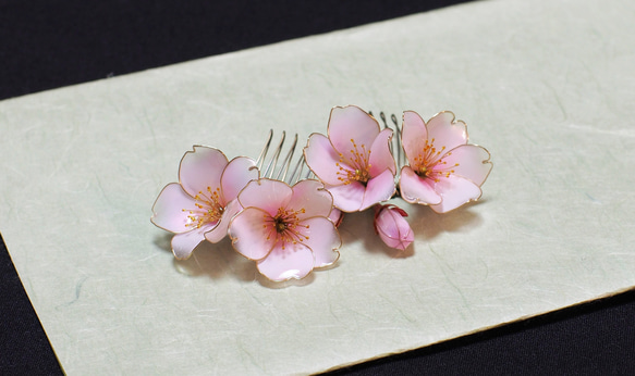 桜の髪飾り　コーム型 2枚目の画像