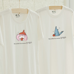 カップル衣装[赤ずきんちゃんとリトルウルフ]バレンタインデー、結婚祝い、ラブラブ（コットンTシャツ）イラストレーター手描き 1枚目の画像