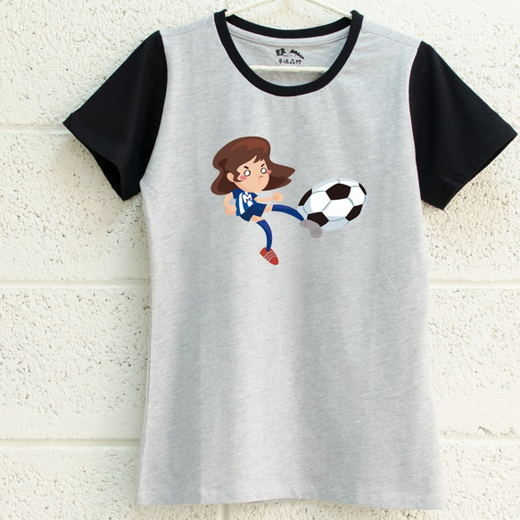 親子裝【足球俱樂部】短袖 純棉 T-shirt 插畫家手繪款 第4張的照片