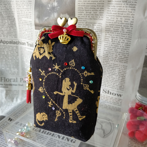 不思議の国のアリス☆がま口 ポーチ タバコ、メガネOK きらきら  